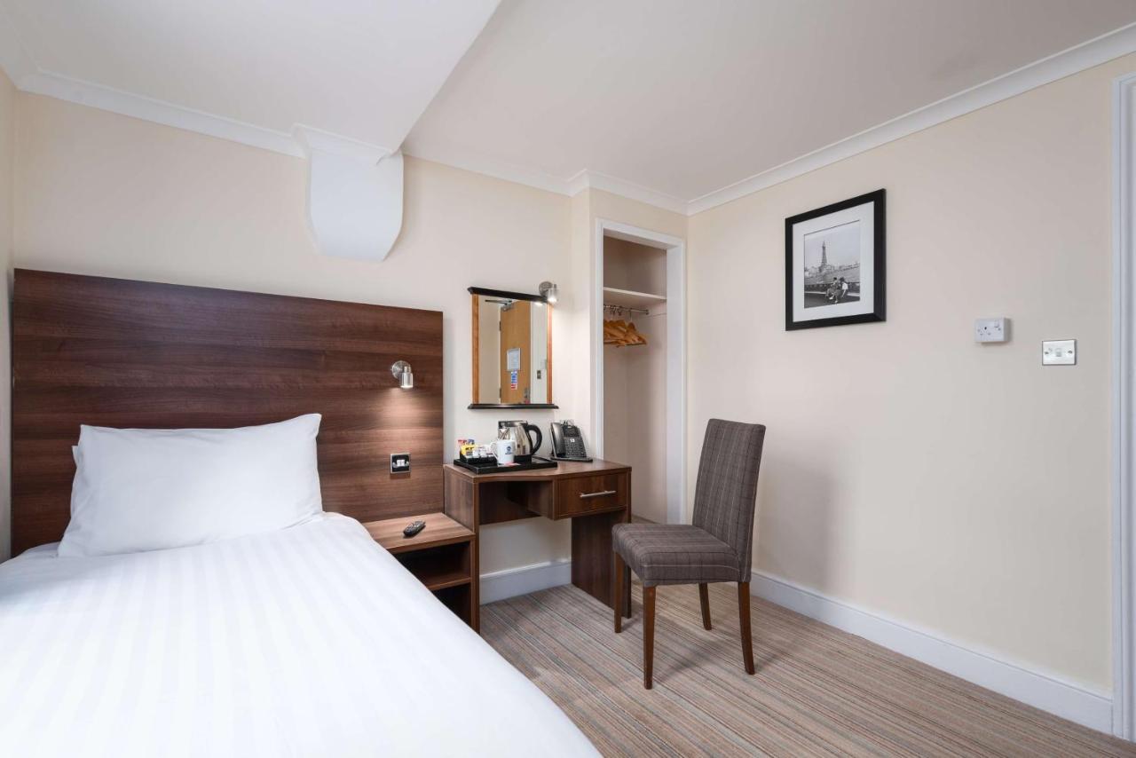 Best Western Carlton Hotel Blackpool Bagian luar foto