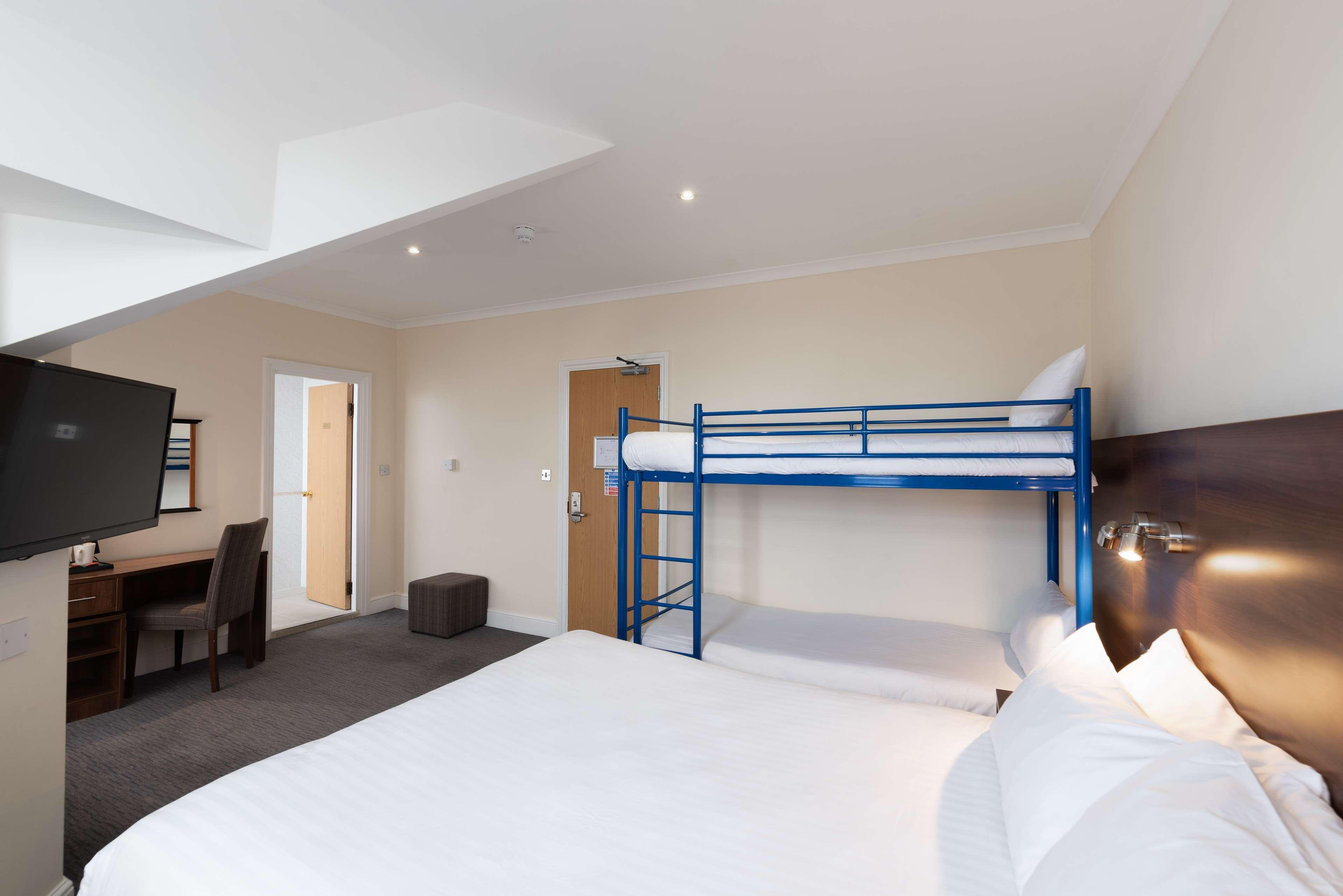Best Western Carlton Hotel Blackpool Bagian luar foto
