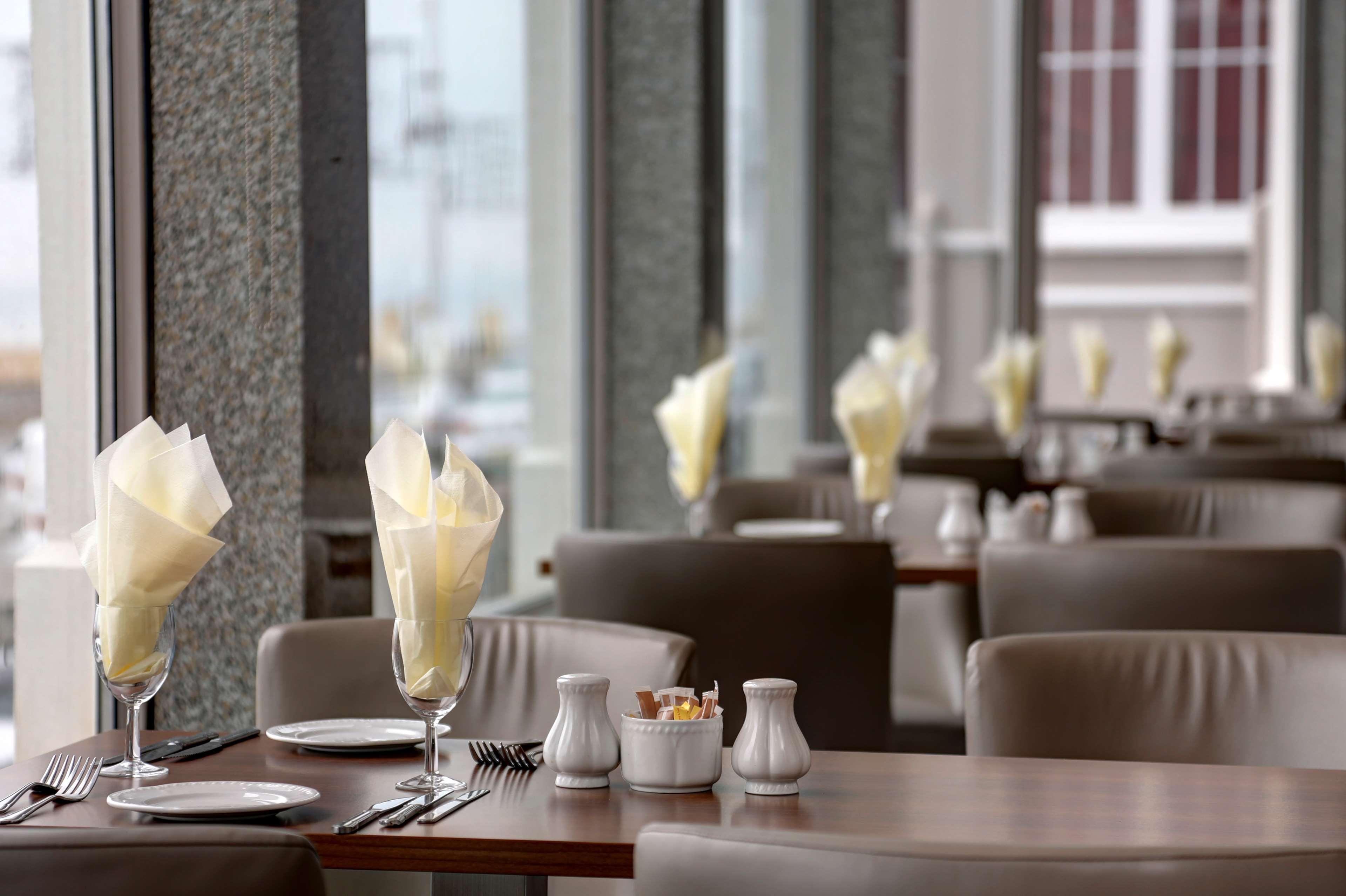 Best Western Carlton Hotel Blackpool Bagian luar foto