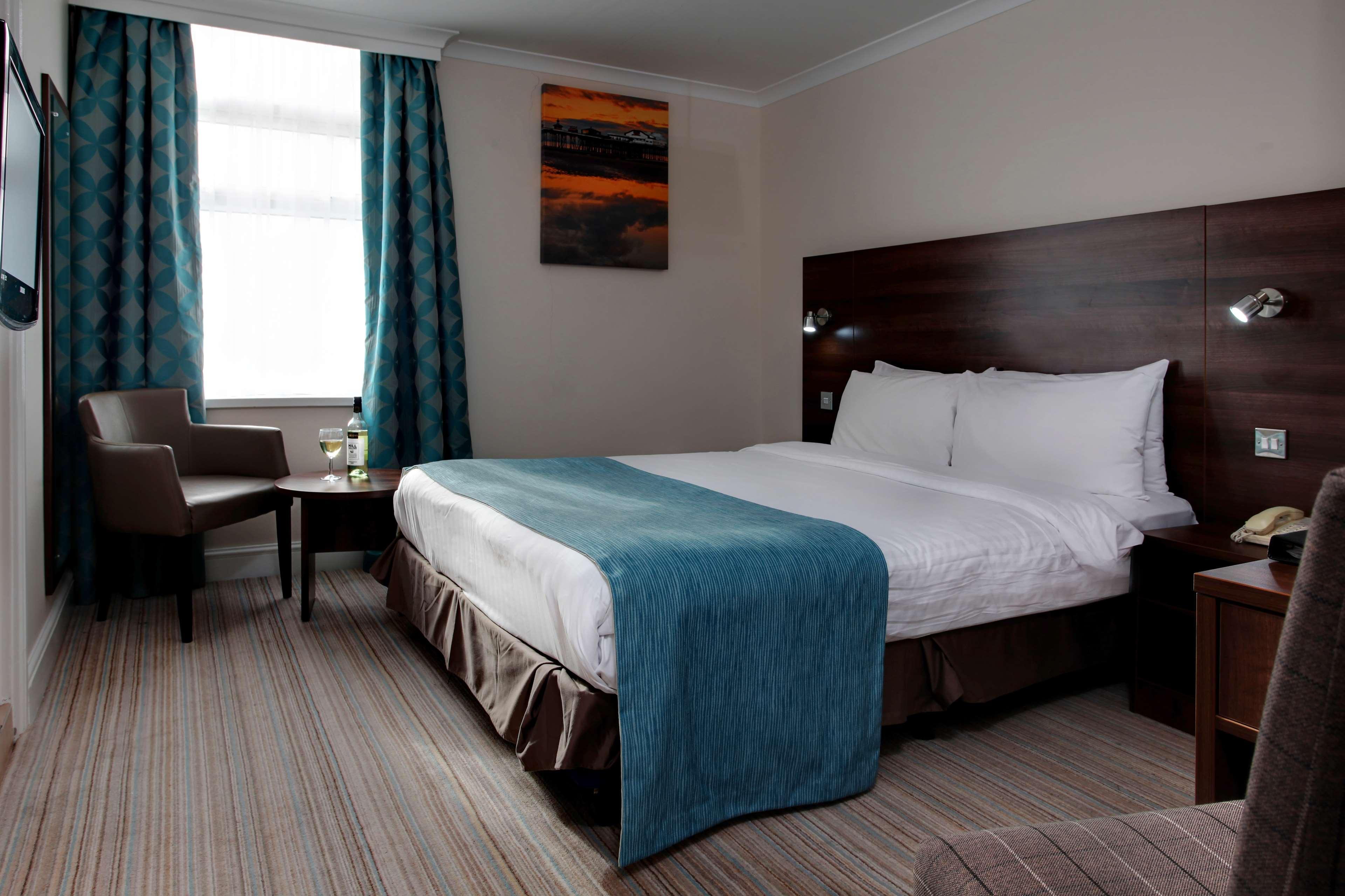 Best Western Carlton Hotel Blackpool Bagian luar foto
